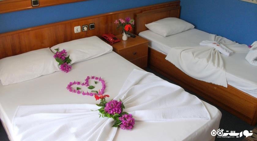 تخت های اتاق تریپل